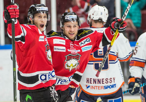 Malmö Redhawks Robin Alvarez jublar med Ilari Filppula åt