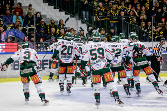 Bläddra bland fler bilder av Ishockey, SHL, Kvartsfinal 6, Skellefteå - Frölunda