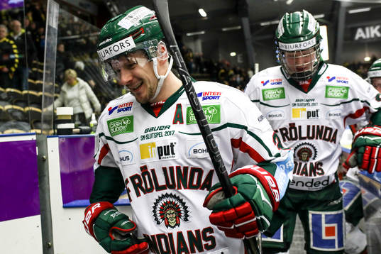 Frölundas Nicklas Lasu jublar