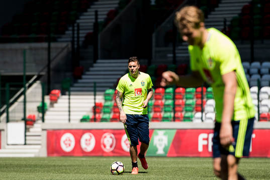 Sveriges Victor Nilsson Lindelöf tränar på egen hand