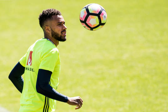 Sveriges Isaac Kiese Thelin
