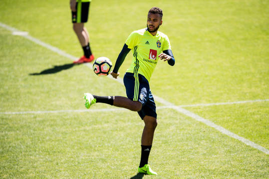 Sveriges Isaac Kiese Thelin