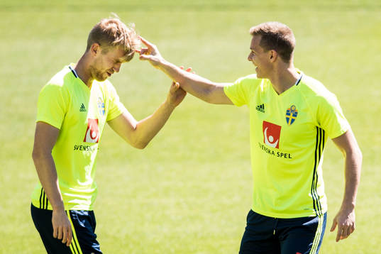 Sveriges Filip Helander och Emil Krafth