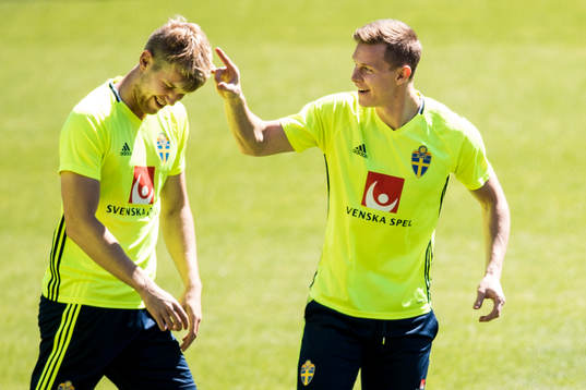 Sveriges Filip Helander och Emil Krafth