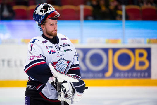 Linköpings målvakt Marcus Högberg deppar