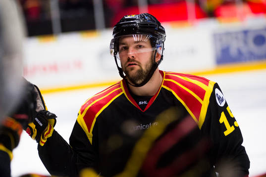 Brynäs Simon Bertilsson  jublar