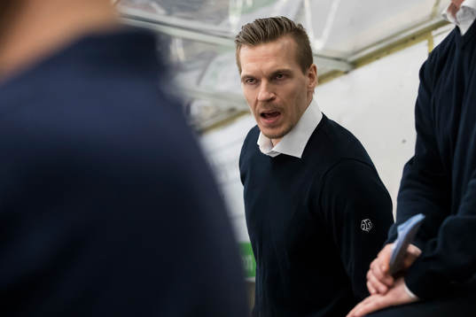 Leksands assisterande tränare Gabriel Karlsson  i