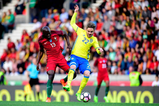 Portugals Danilo Pereira och Sveriges Christoffer Nyman