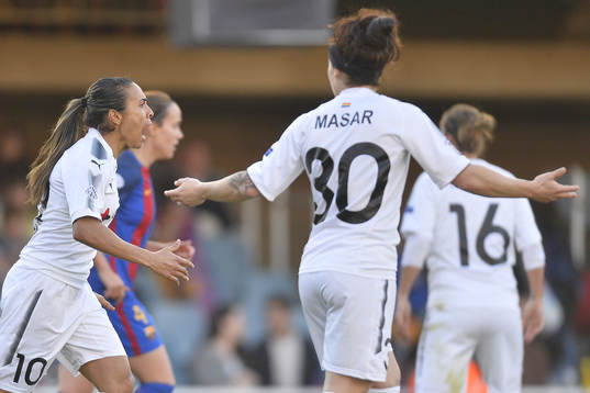 Rosengårds Marta Viera Da Silva och Ella Masar