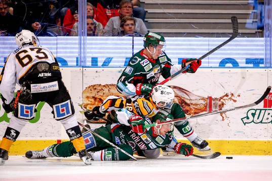 Frölundas Victor Olofsson och Simon Hjalmarsson och