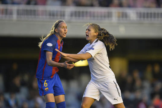 Rosengårds Lieke Martens och Barcelonas Line Röddik Hansen
