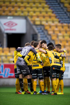 Elfsborgs spelare innan avspark i fotbollsmatchen i Folksam