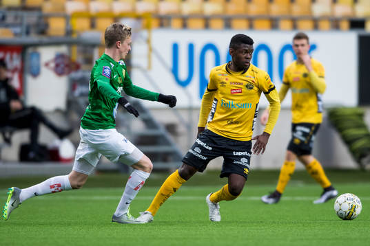 Elfsborgs Chris Makindu och Jönköpings Sebastian Lindell