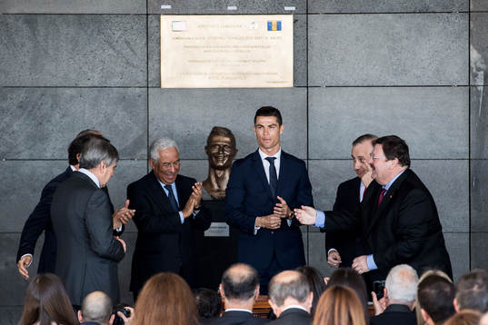 Portugals Cristiano Ronaldo får flygplatsen Aeroporto Da