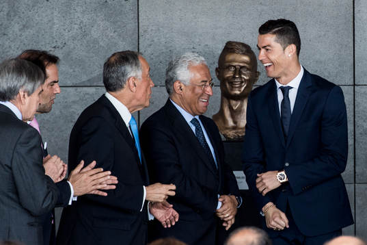 Portugals president Marcelo Rebelo de Sousa och Cristiano