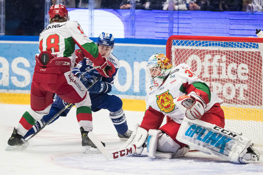 Moras målvakt Christian Engstrand och Emil Aronsson och