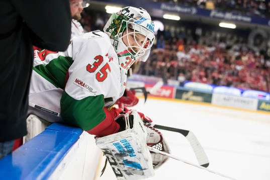 Moras målvakt Christian Engstrand  i ishockeymatchen i