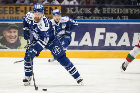 Leksands Mattias Ritola  i ishockeymatchen i direktkvalet