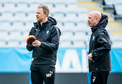Tränare Magnus Pehrsson och assisterande tränare Olof