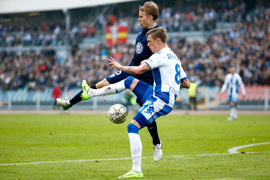 Malmö FFs Oscar Lewicki och IFK Göteborgs Sören Rieks