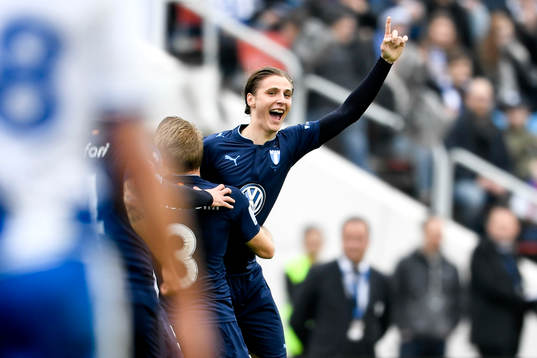 Malmö FFs Pawel Cibicki jublar