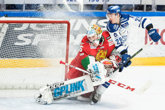 Moras målvakt Christian Engstrand och Leksands Tobias