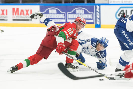 Moras Matias Lassen och Leksands Jon Knuts  i