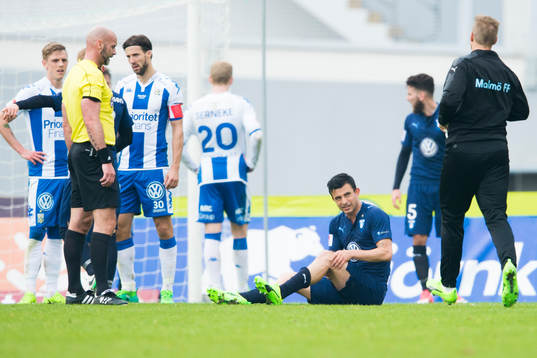 Malmö FFs Behrang Safari skadar sig