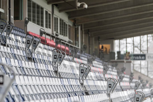 Stolar på Örjans Vall före fotbollsmatchen i Allsvenskan