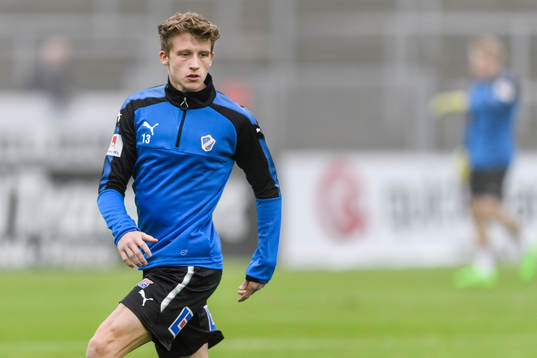 Halmstads Mads Roerslev Rasmussen före fotbollsmatchen i