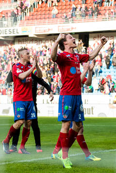Helsingborgs Jesper Lange jublar