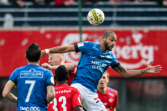 Trelleborgs Salif Camara Jönsson och Helsingborgs Peter