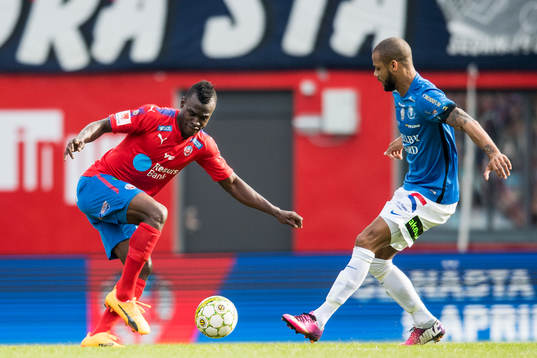 Helsingborgs Edwin Gyimah och Trelleborgs Salif Camara
