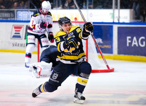 s Lias Andersson jublar