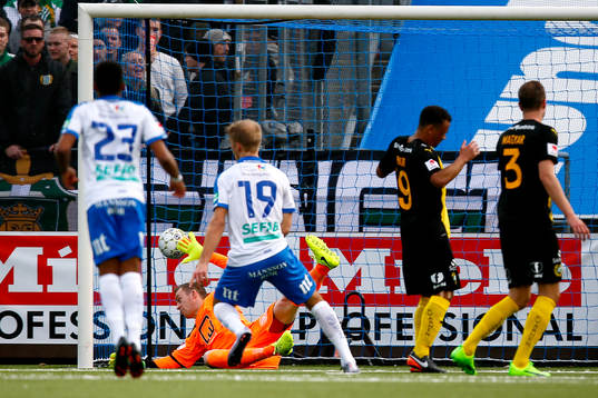 Norrköpings Sebastian Andersson gör 1-0