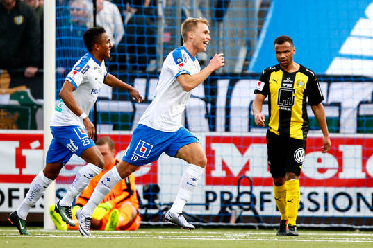 Norrköpings Sebastian Andersson jublar