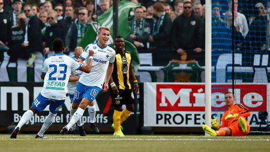 Norrköpings Sebastian Andersson jublar