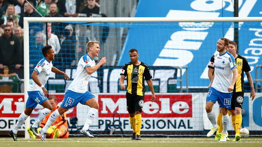 Norrköpings Sebastian Andersson jublar