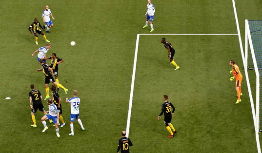 Norrköpings Sebastian Andersson gör mål 1-0