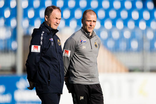 Gefles tränare Thomas Andersson och fystränare Johan