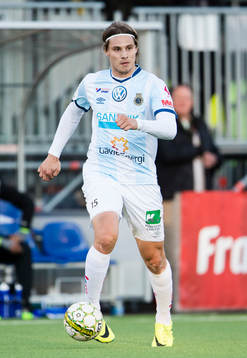 Gefles Jacob Hjelte med bollen
