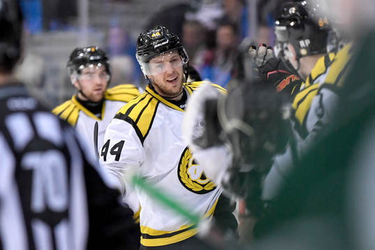 Brynäs Jacob Blomqvist jublar