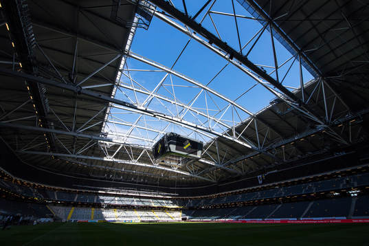 Öppet tak på Friends Arena