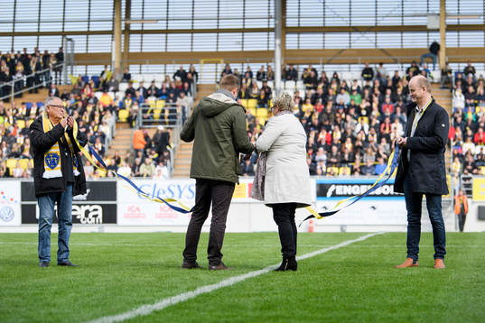 Invigning av Falcon Alkoholfri Arena före fotbollsmatchen