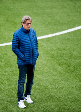 AFC Eskilstunas tränare Pelle Olsson innan fotbollsmatchen