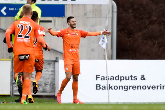 AFC Eskilstunas Sasa Matic jublar