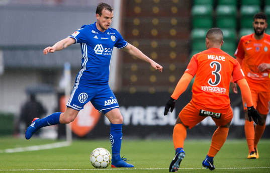 Sundsvalls Eric Larsson och AFC Eskilstunas Jernade Meade
