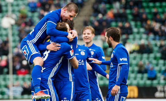 Sundsvalls Kristinn Freyr Sigurdsson jublar