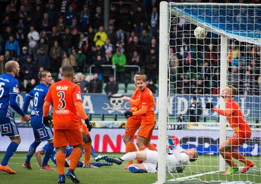 AFC Eskilstunas målvakt Tim Erlandsson, Alexander Michel