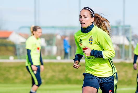 Kosovare Asllani